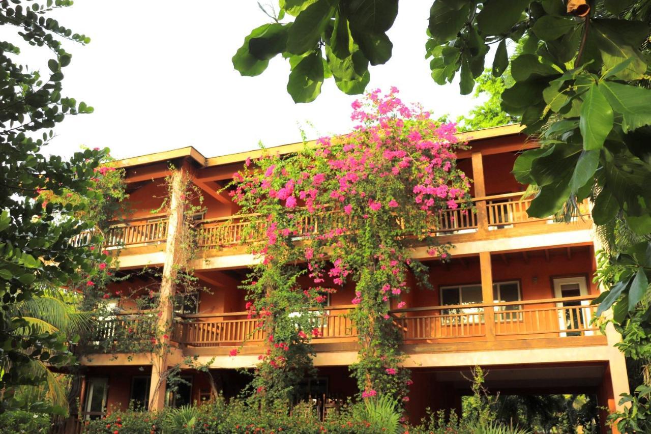 Hotel Posada Seremein ,West Bay ,Roatan Exterior foto