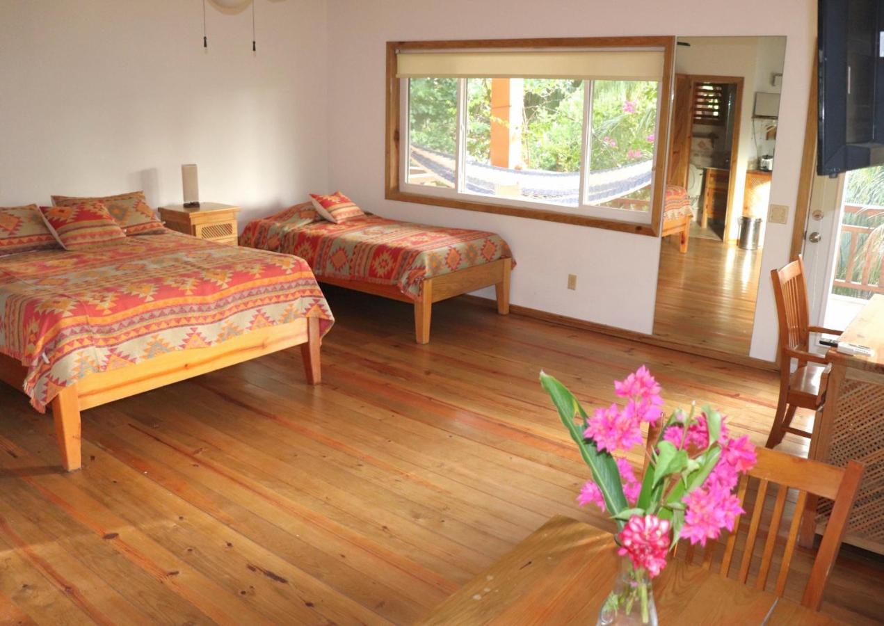 Hotel Posada Seremein ,West Bay ,Roatan Exterior foto