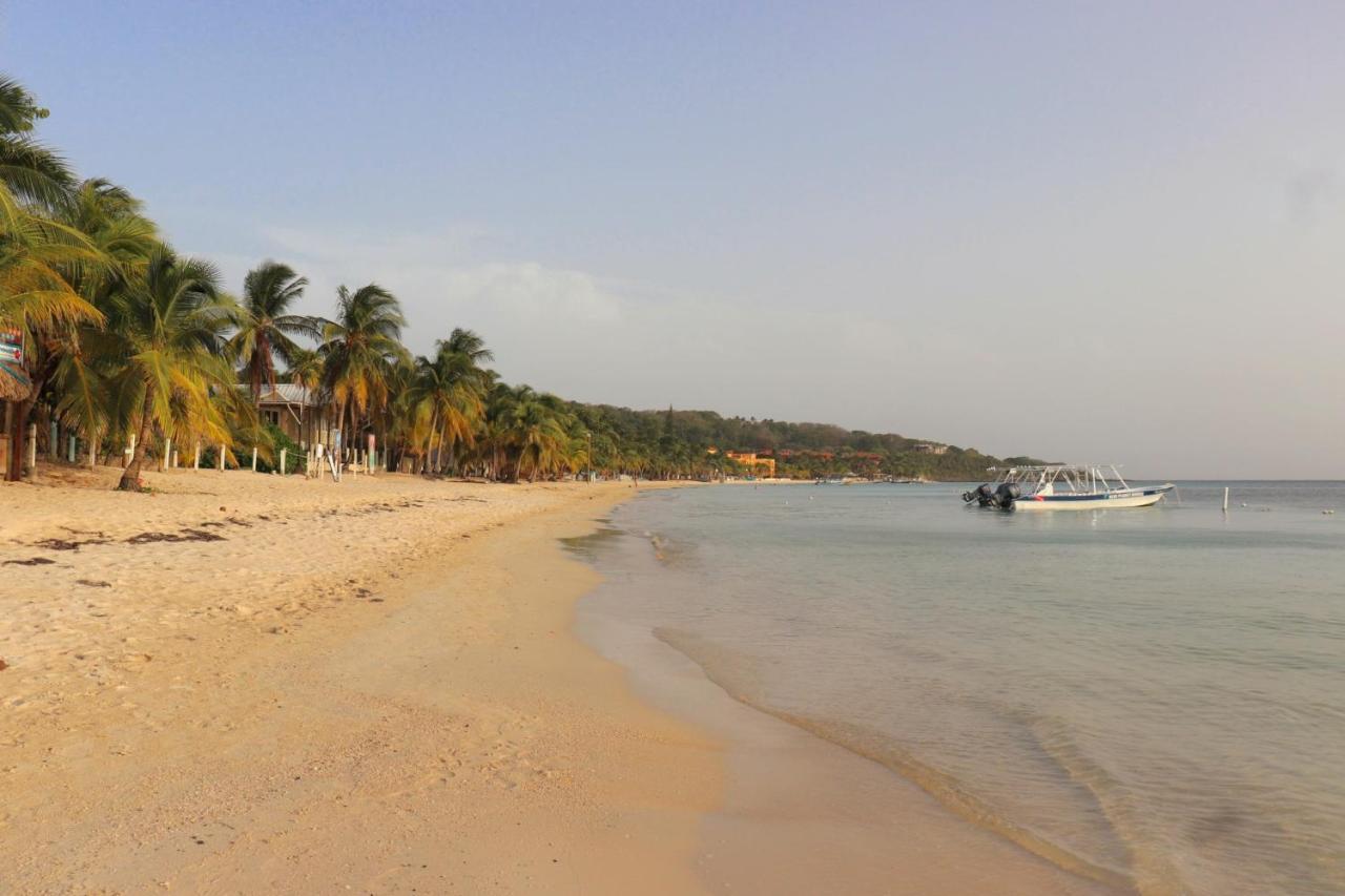 Hotel Posada Seremein ,West Bay ,Roatan Exterior foto